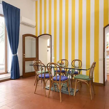 Apartamento Signoria With Patio