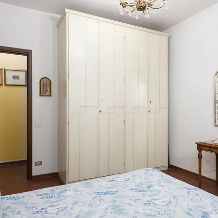 Signoria With Patio Apartamento