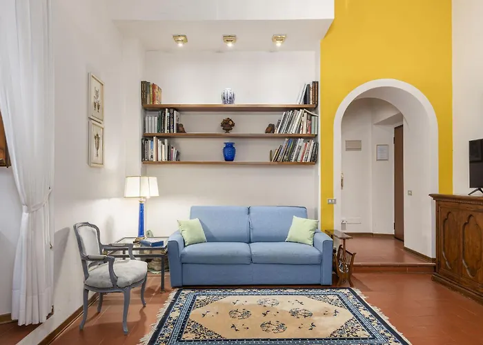 Signoria With Patio *