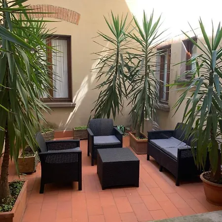 Signoria With Patio
